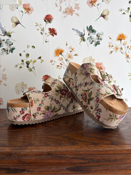 Corkys Shoes - Corkys Beige Floral Platform Clog Sandals